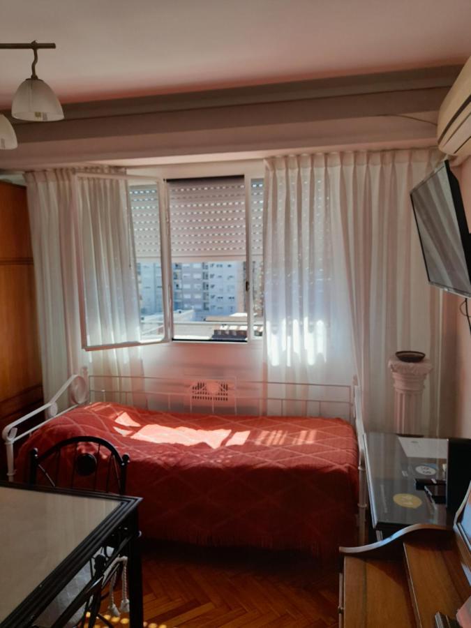 Hosp Italiano A 300 Mts Para 4 Personas Super Comodo Equipado Y Luminoso Premiado Appartamento *